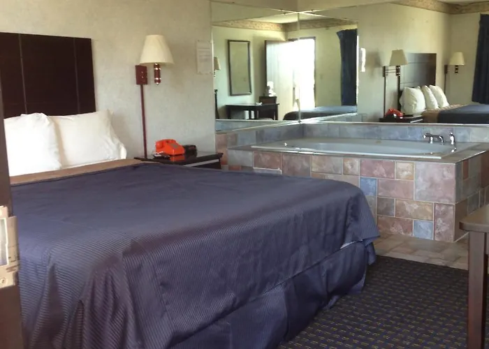 Del Amo Inn