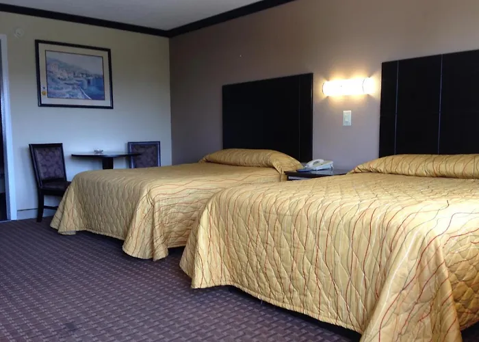 Del Amo Inn