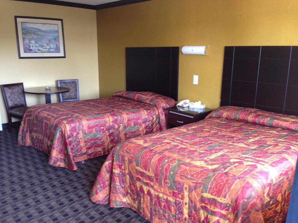 Motel Del Amo 3*